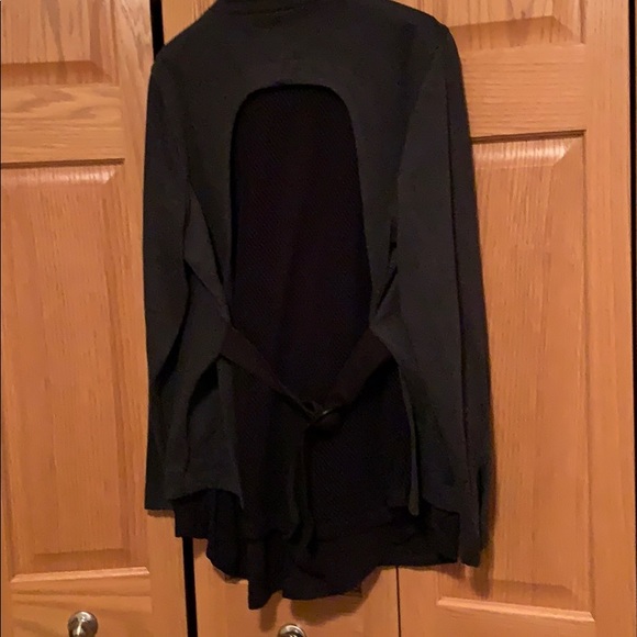 CAbi Mesh Back Jacket - Picture 3 of 5